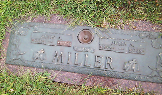https://s3-us-west-2.amazonaws.com/find-a-grave-prod/photos/2013/360/122298922_138819507510.jpg