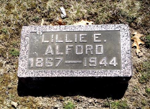 http://image2.findagrave.com/photos/2013/91/107692277_136493213804.jpg