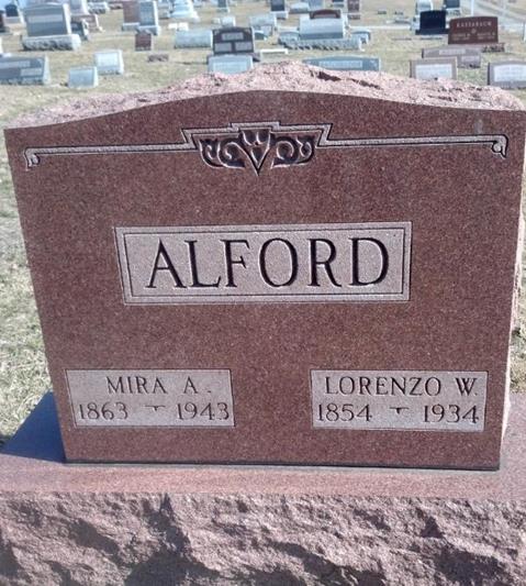 http://image2.findagrave.com/photos/2013/43/62965234_136078502010.jpg