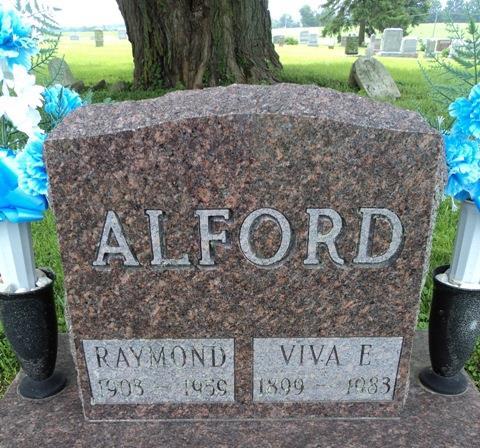 http://image1.findagrave.com/photos/2010/174/54070287_127740431386.jpg