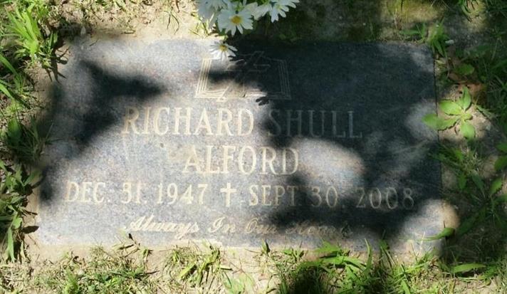 http://image2.findagrave.com/photos/2015/210/128873602_1438277815.jpg