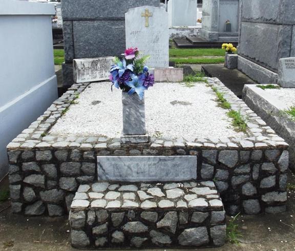 http://image2.findagrave.com/photos/2013/203/114171361_137462859031.jpg