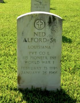 http://image2.findagrave.com/photos/2012/265/269410_134837266075.jpg