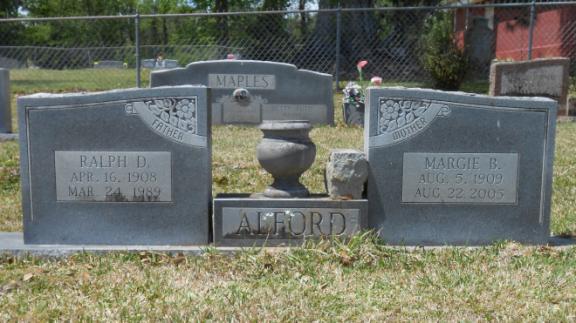http://image2.findagrave.com/photos/2013/102/37508545_136589361088.jpg