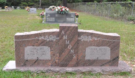 http://image2.findagrave.com/photos/2013/290/37198759_138214644061.jpg