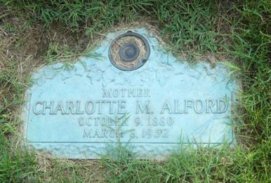 https://s3-us-west-2.amazonaws.com/find-a-grave-prod/photos/2015/268/142755609_1443273997.jpg