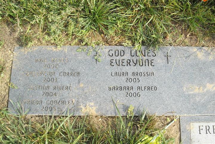 http://image2.findagrave.com/photos/2011/243/13267770_131490346654.jpg