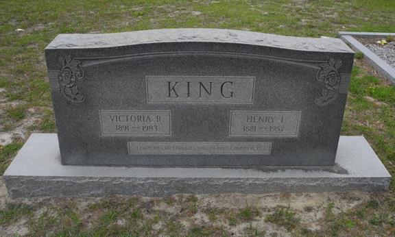 http://image2.findagrave.com/photos/2012/113/61924546_133522475016.jpg